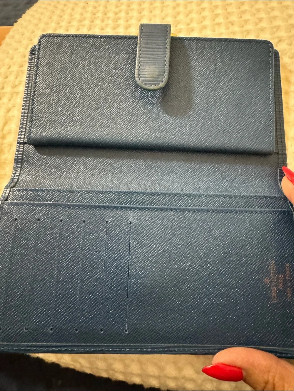 Beautiful blue Epi Louis Vuitton wallet with kiss lock